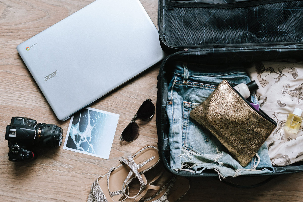Ways to Keep Your Skin Thriving on Vacation – Travel Skincare Tips